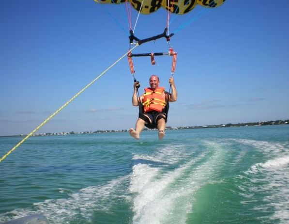 Diversion en parasailing
