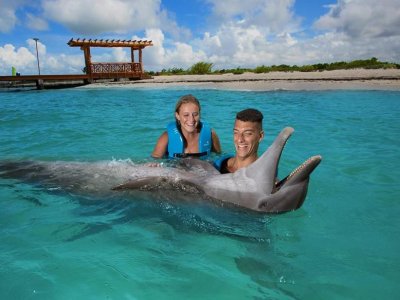 Swim ride with dolphins in Playa Mujeres Cancun 30m