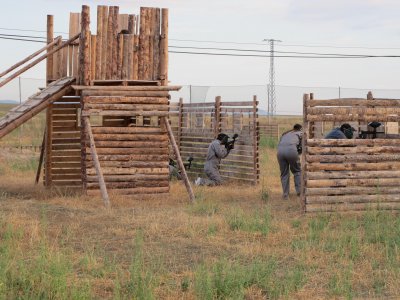 Partida de gotcha con 100 bolas en Turégano