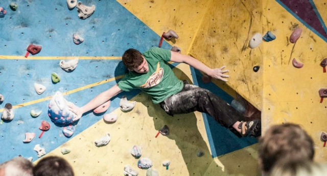  Escalada a una de nuestras paredes 