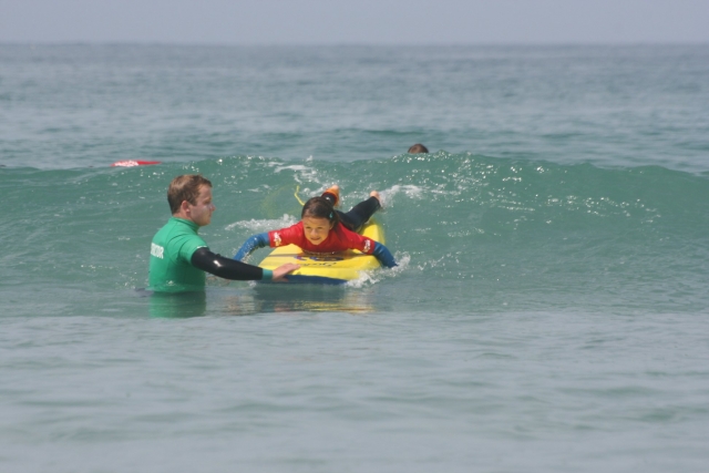  Pequeños surfistas 