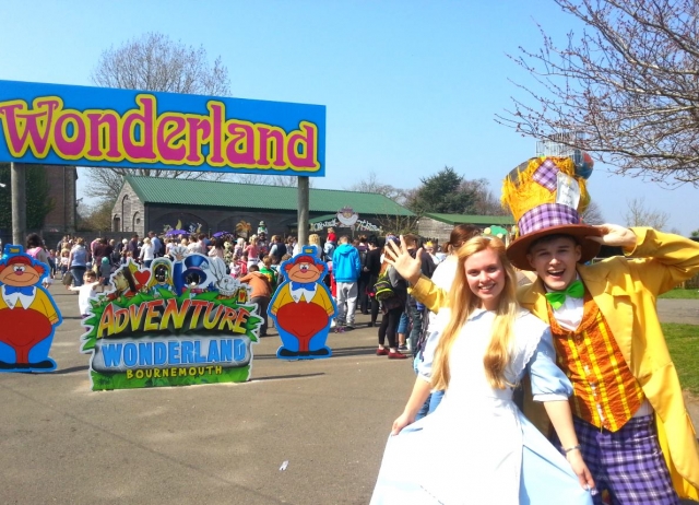  ¡Venga a visitarnos! 