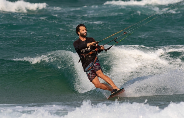  El kitesurf es un gran viaje a través del océano