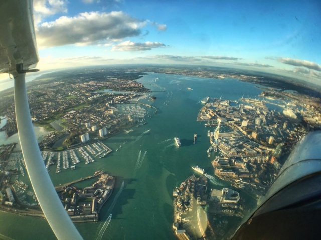  ¡Venga a Brighton Scenic Flights! 