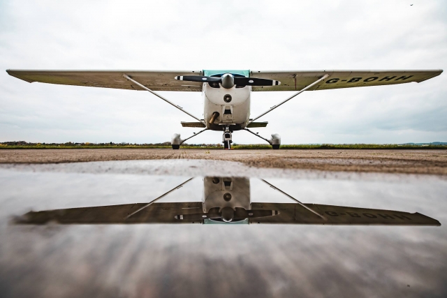  Entrene con Staverton Flying School 