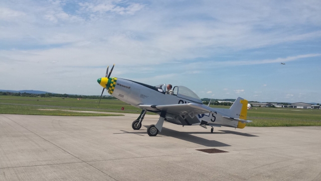  Entrenamiento avanzado en Staverton Flying School