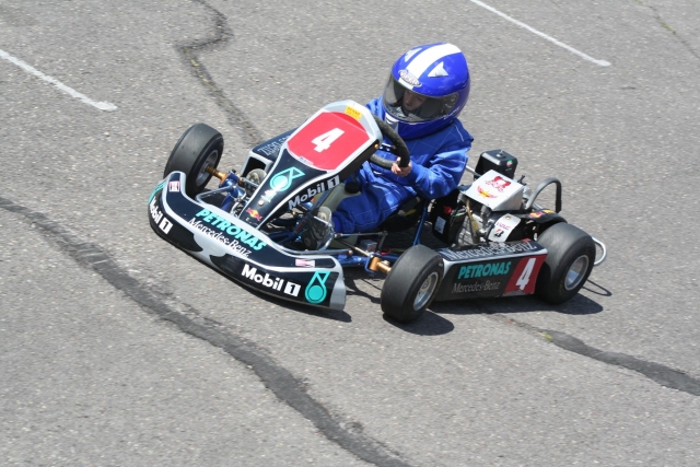  Racing 
