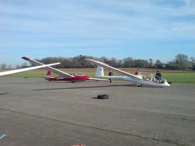  Planeadores en Cotswold Gliding Club 