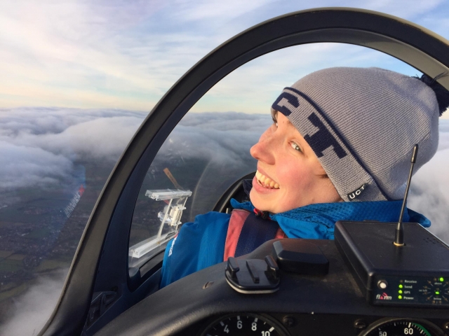  ¡Conviértele en piloto con el Yorkshire Gliding Club! 