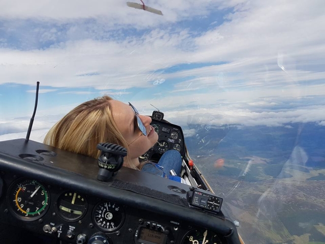  Vistas increíbles con Deeside Gliding Club 