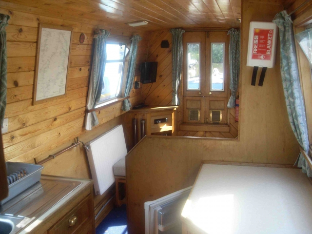  Dentro de uno de nuestros barcos estrechos 