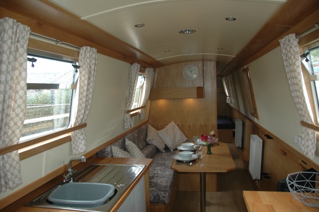  Diviértele con nosotros 