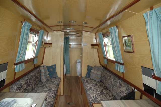  Pbaños en barco en Cheshire 