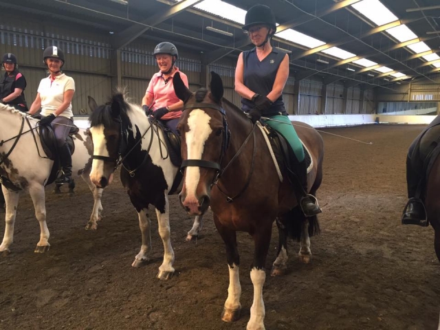  Lecciones grupales en Radway Riding School