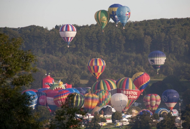 Celebre eventos con Bath Balloons 