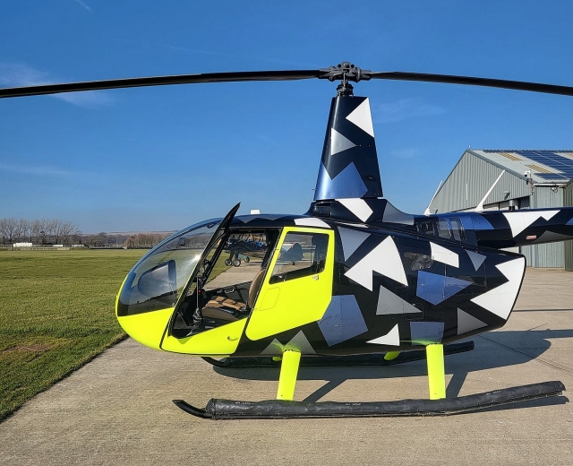  Robinson R66 