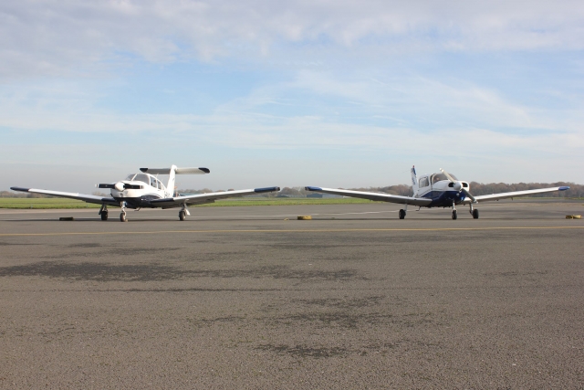  Los aviones de EFG Flying School 