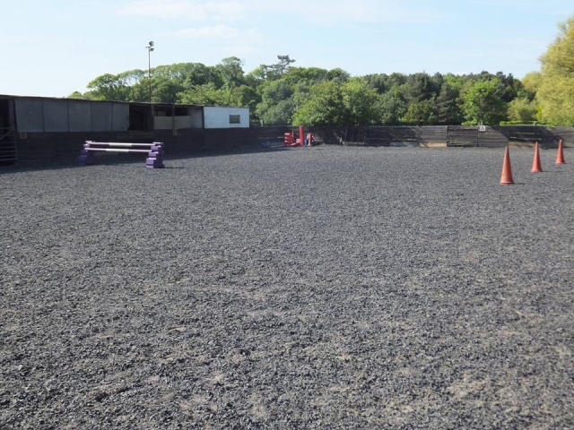  Arena abierta en Willowbrook Riding Center 