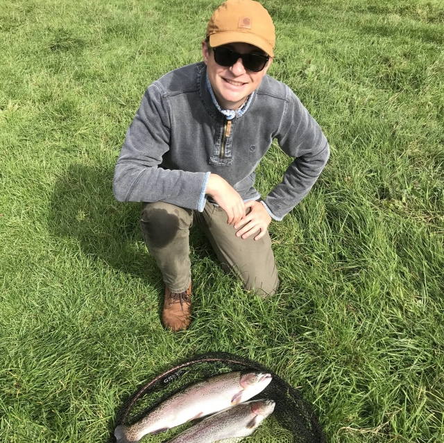  Pescamos con nosotros un par de peces 