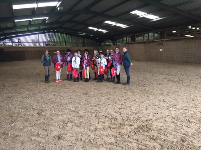  The Pony Club en Friars Hill Stables 