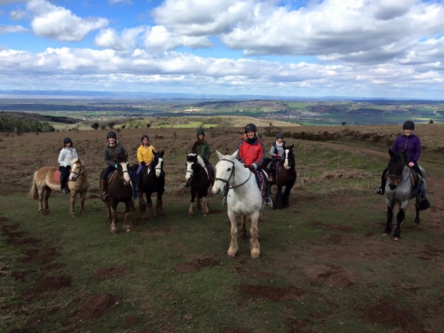 Trekking en grupo en Tynings