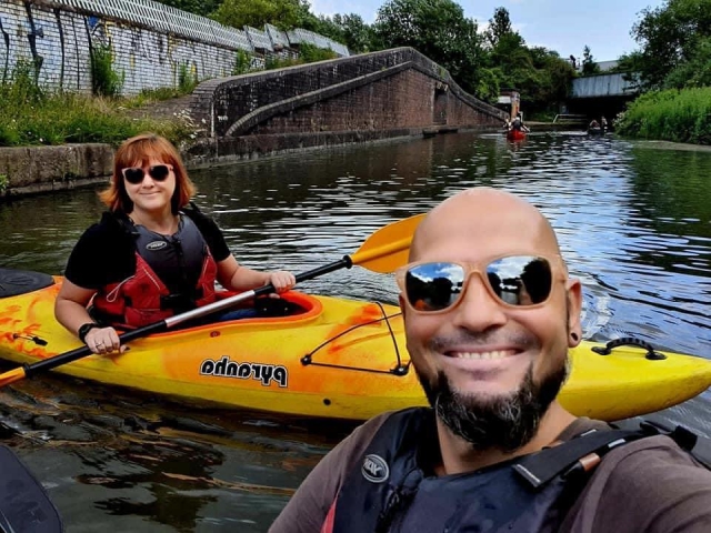  Pasalo en grande navegando en kayak