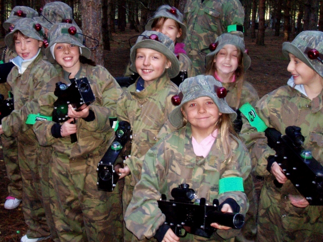  Fiesta de cumpleaños de Laser Combat 