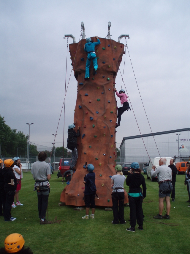 Adquiera nuestro torre de escalada
