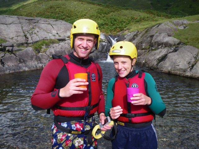  ¡Chocolale calienle en el desfiladero! 