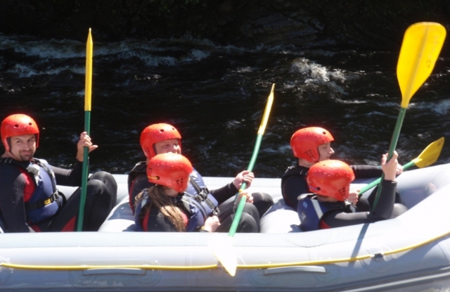 Rafting es trabajo en equipo