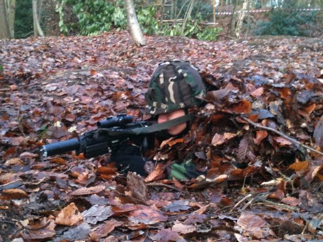  Camuflados bajo las hojas 