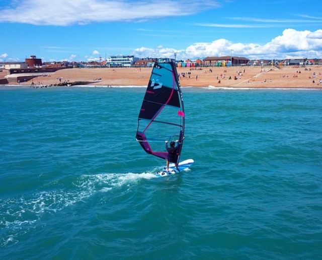  Hove Lagoon Windsurf