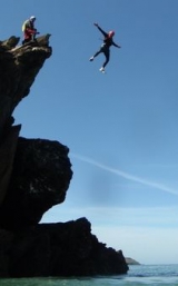 Coasteering 