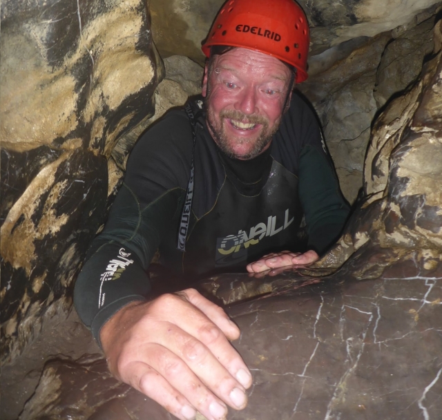  Descubrir bajo tierra 