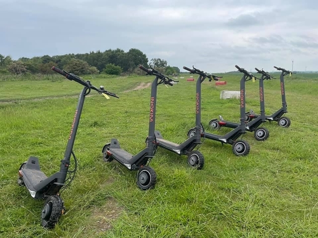  Patinetes eléctricos 