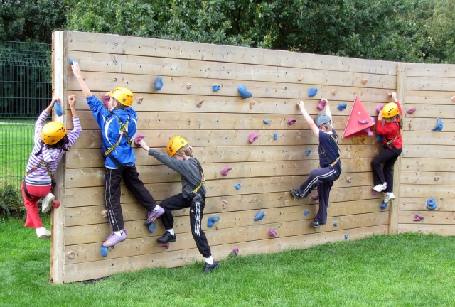  Escalada infantil 