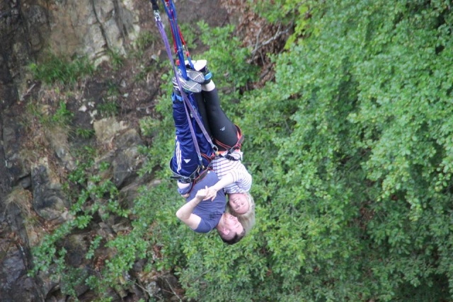 Bungee Jump para dos. 
