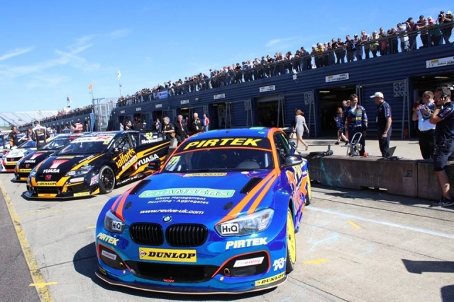  Expediciones de Rockingham Raceway 
