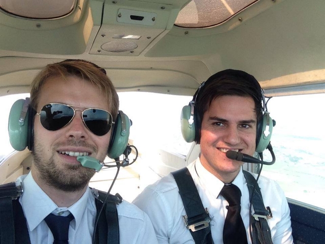  Los pilotos de Westair Flying School 