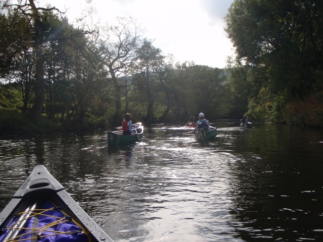  Excursión por el río 