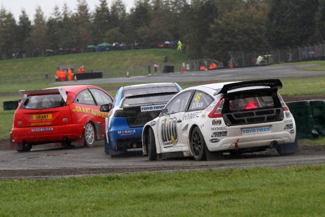  ¡Como un verdadero piloto de carreras! 