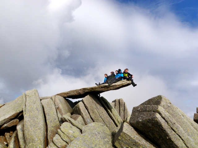 Camicrema de cerro en voladizo de piedra Glyder Fach 