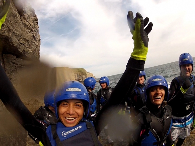  Coasteering 