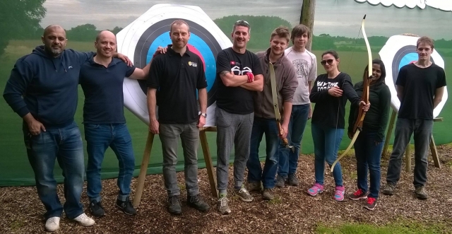  Aventura de jalo con arco con amigos 