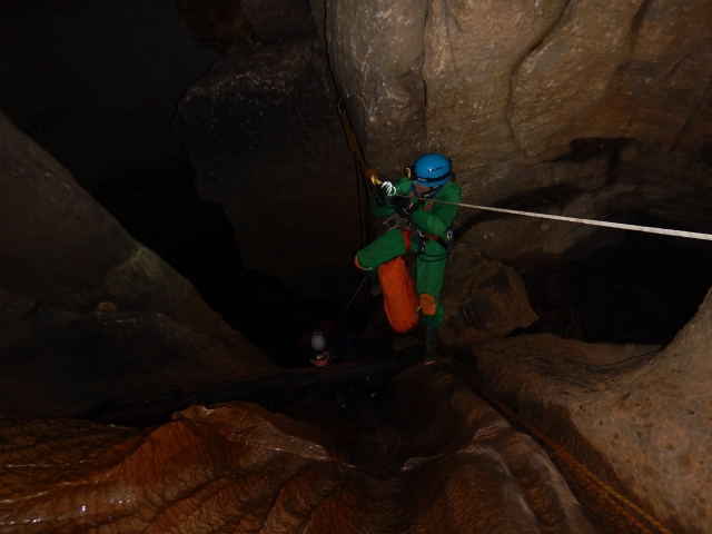  Sesiones de espeleología en Derbyshire 