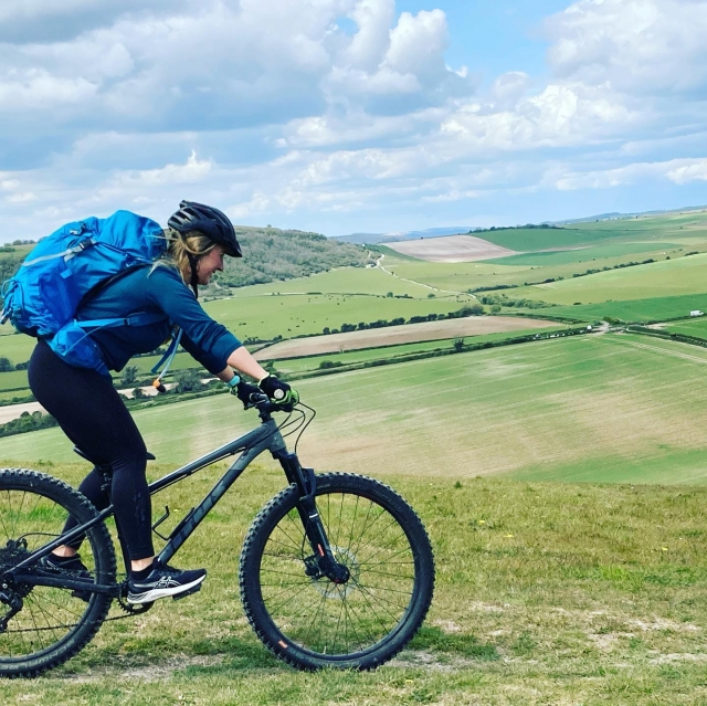  Ciclismo de cerro con nosotros 
