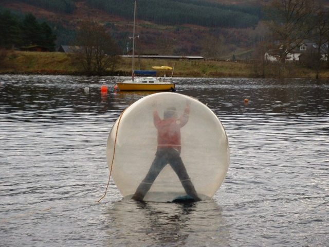  Zorbing es muy divertido