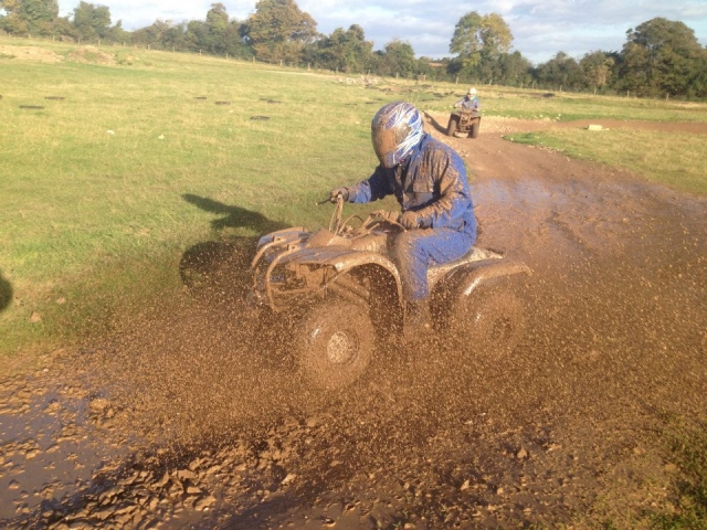  Cuatrimotos en Buggies en Gorcombe 