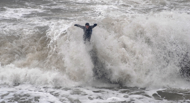  Juego de olas 