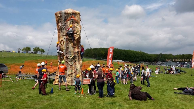  Celebre su próxima aventura con Rock UK Summit Centre